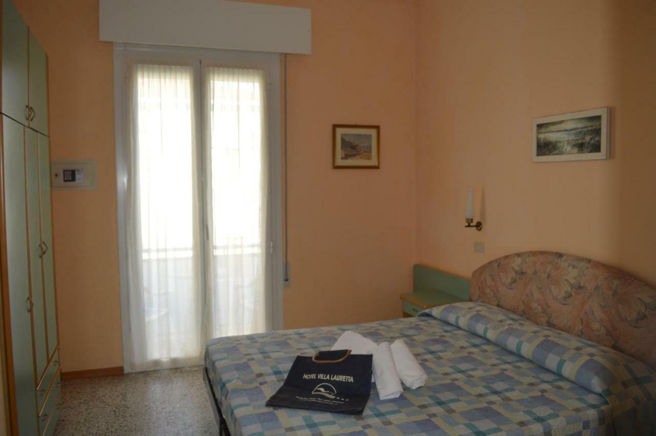 Hotel Lauretta Bellaria-Igea Marina Bagian luar foto